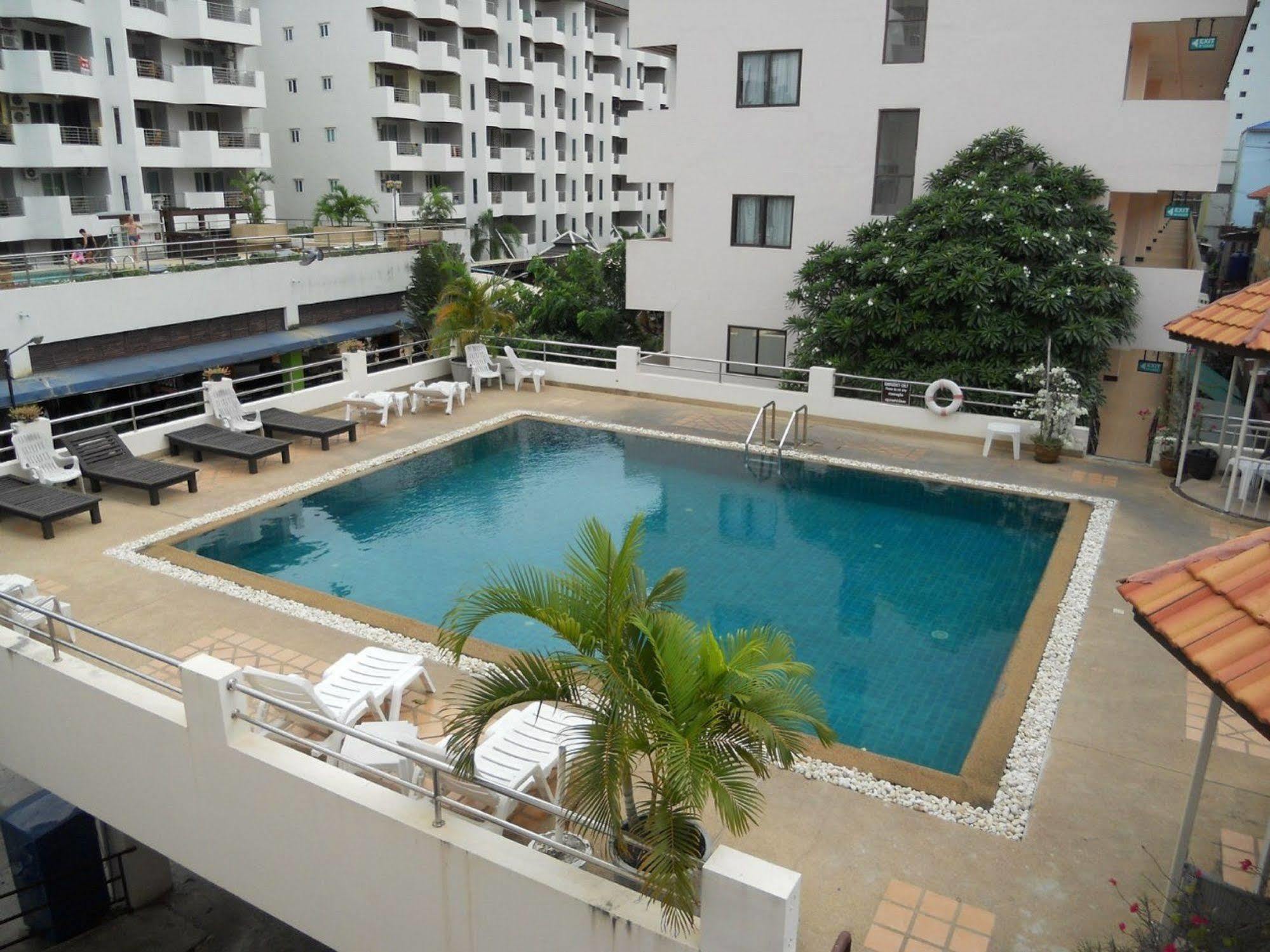Jomtien Good Luck Apartment Exteriér fotografie